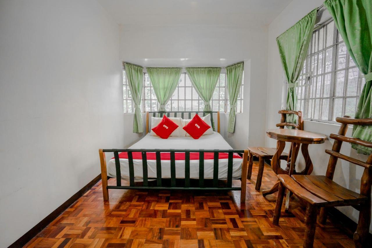 Oyo 760 Tiptop Vacation Homes Baguio City Exteriér fotografie