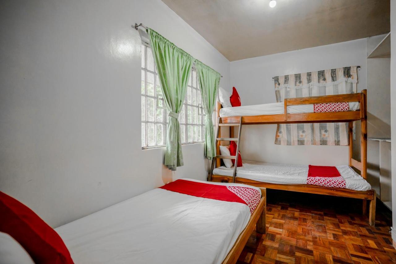 Oyo 760 Tiptop Vacation Homes Baguio City Exteriér fotografie