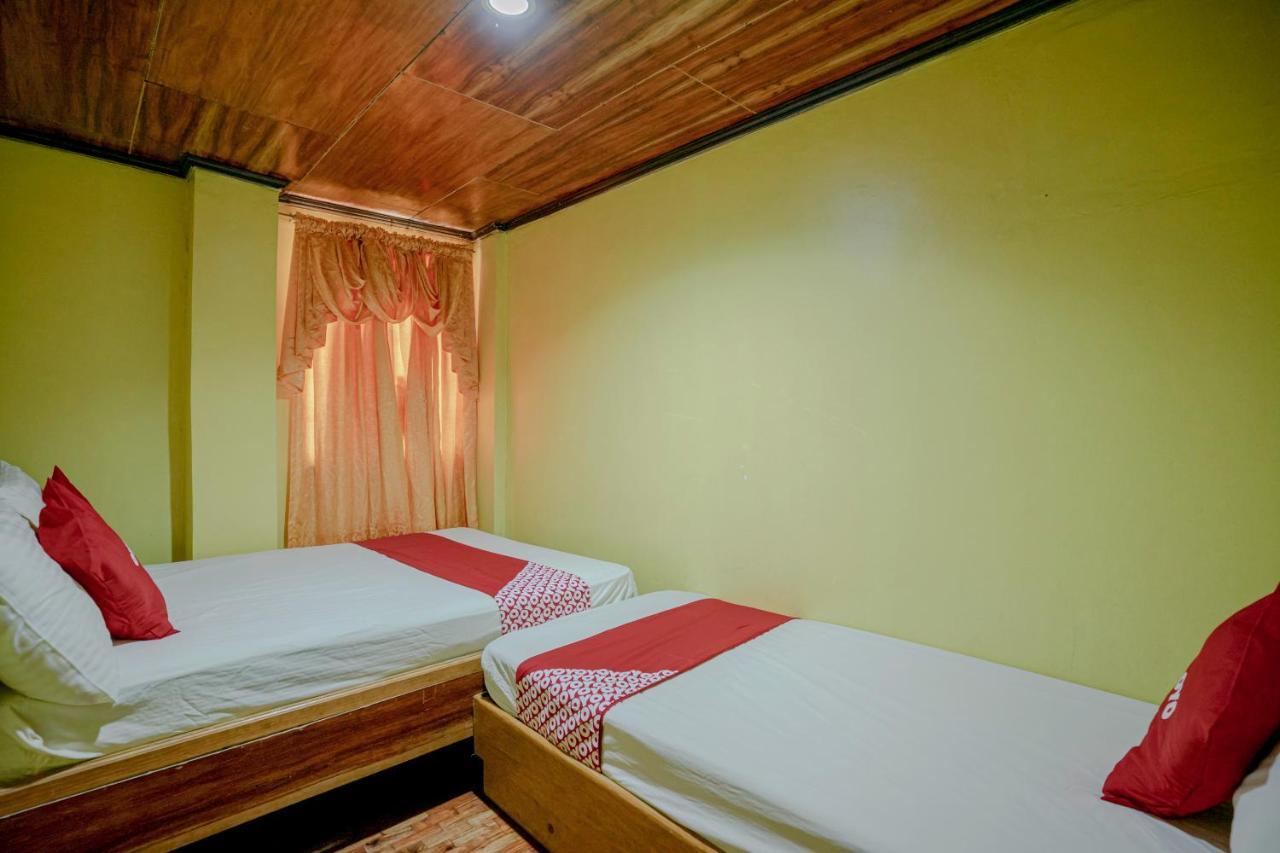 Oyo 760 Tiptop Vacation Homes Baguio City Exteriér fotografie