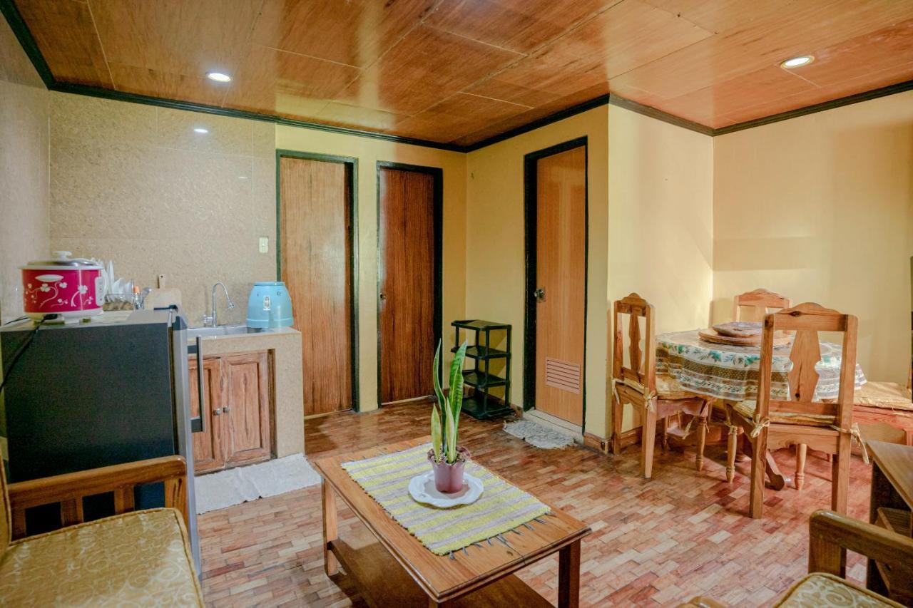 Oyo 760 Tiptop Vacation Homes Baguio City Exteriér fotografie