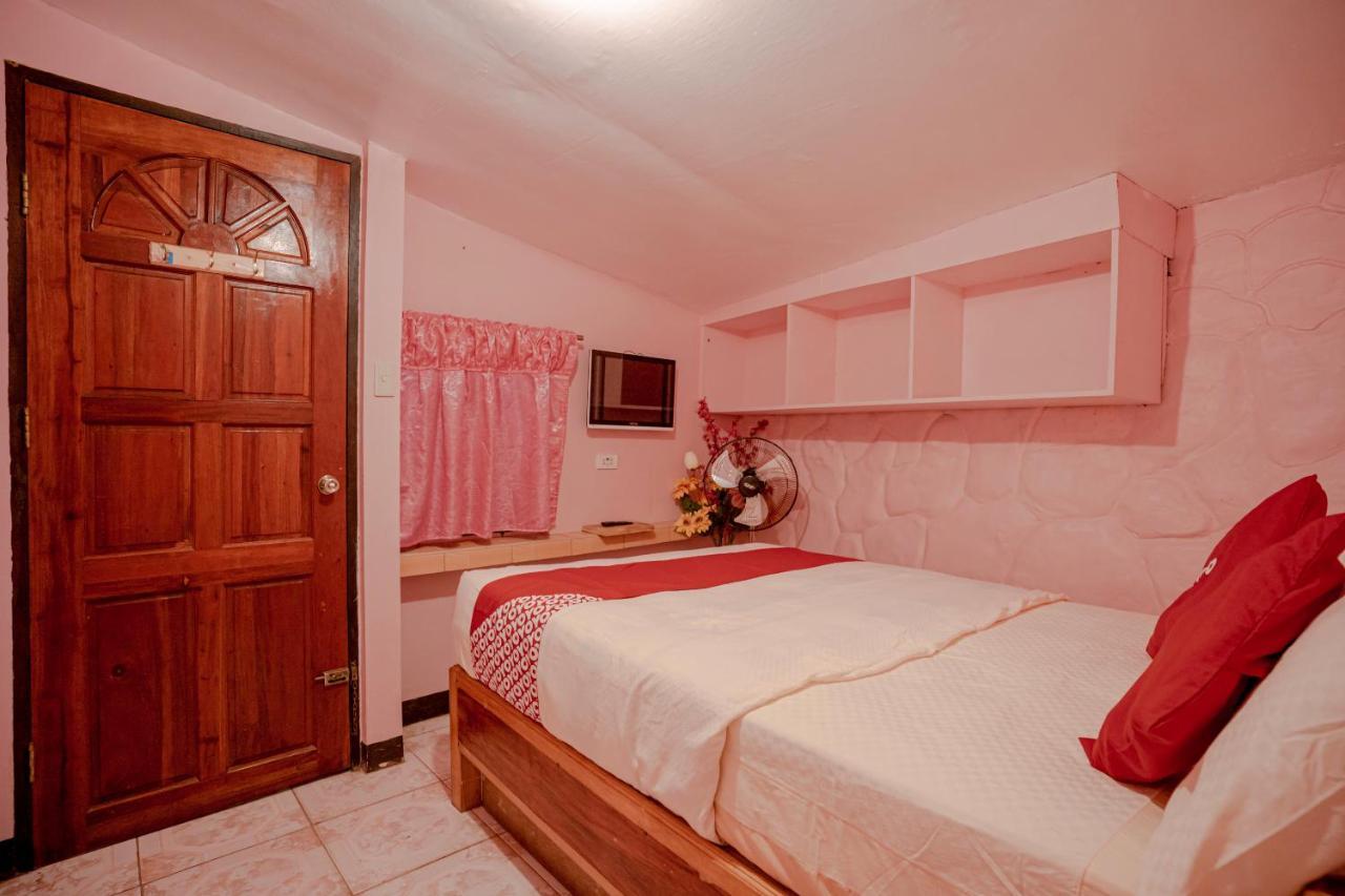 Oyo 760 Tiptop Vacation Homes Baguio City Exteriér fotografie
